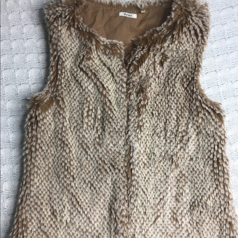 Dylan Faux Fur Vest size XS - Picture 1 of 12